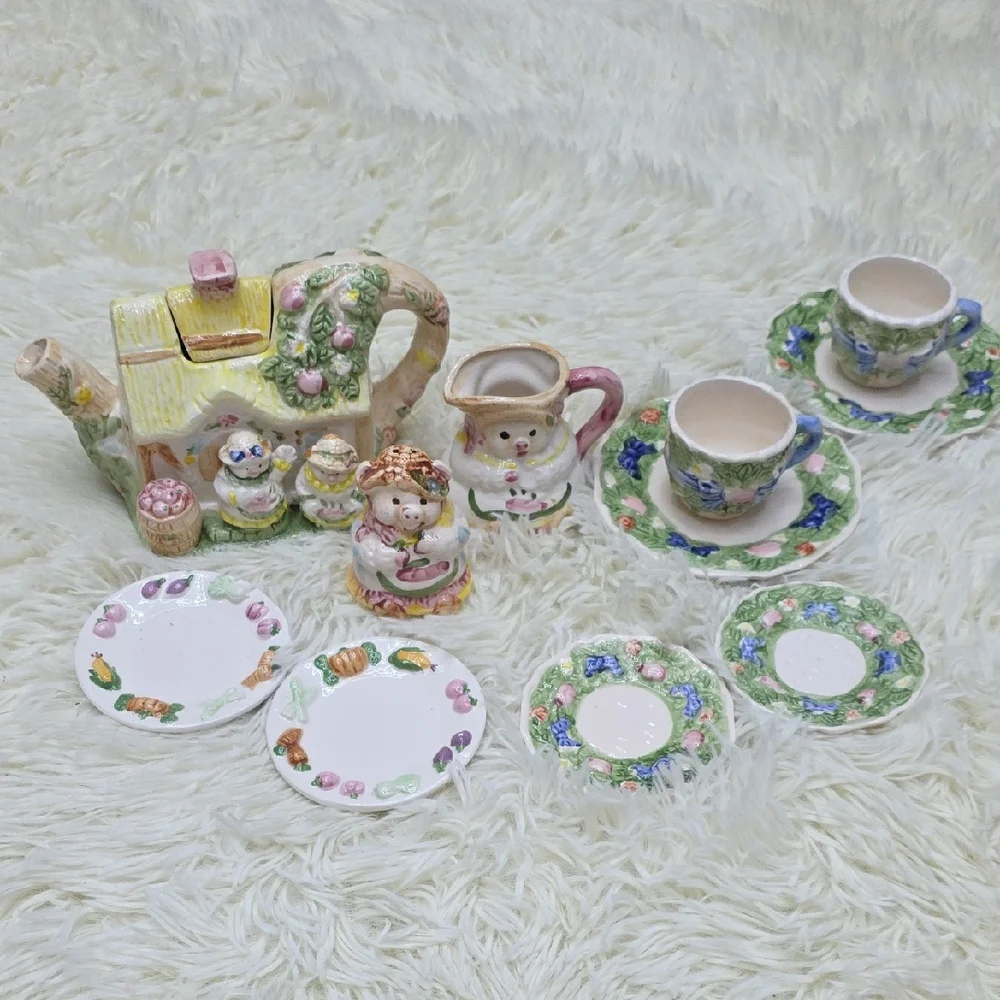 Vintage Charming Ceramic Tea Set with Floral and Animal Designs - Picture 1 of 4